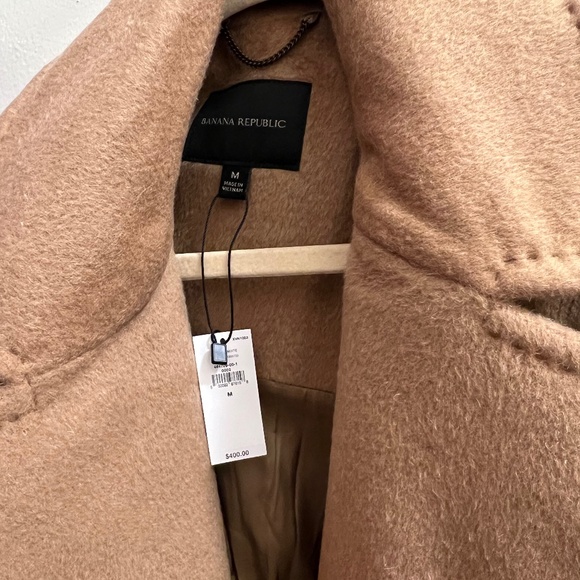 Banana Republic Wool Coat size medium, Fall 2023, women's sizing - Picture 3 of 16